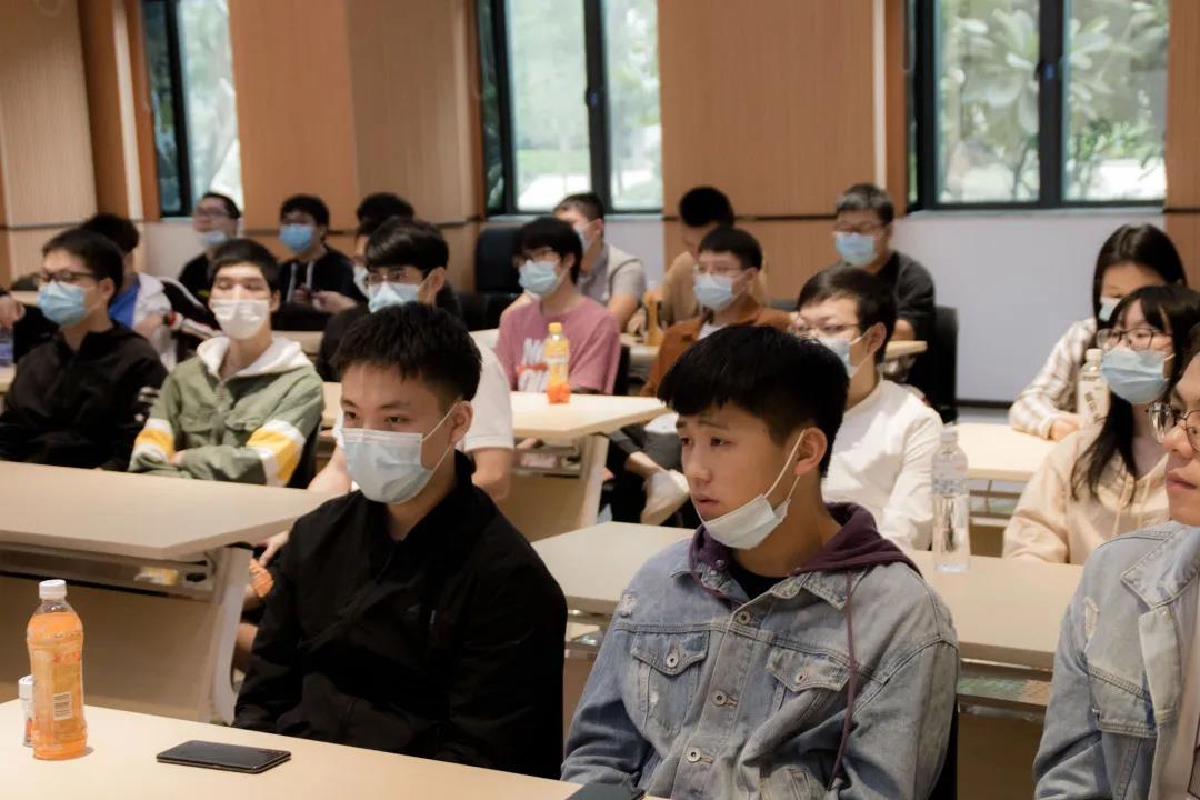 福州理工学子探索科学，打造“芯”之路