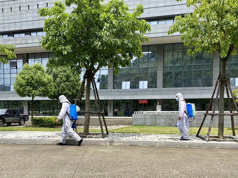 福州理工学院扎实开展校园疫情防控常态化工作，保障学生返校复学，维护校园稳定安全