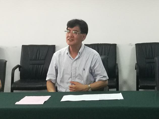 考研录取每人奖励10000元，吕月良校长与毕业班学生代表共话学校发展，共叙师生情谊
