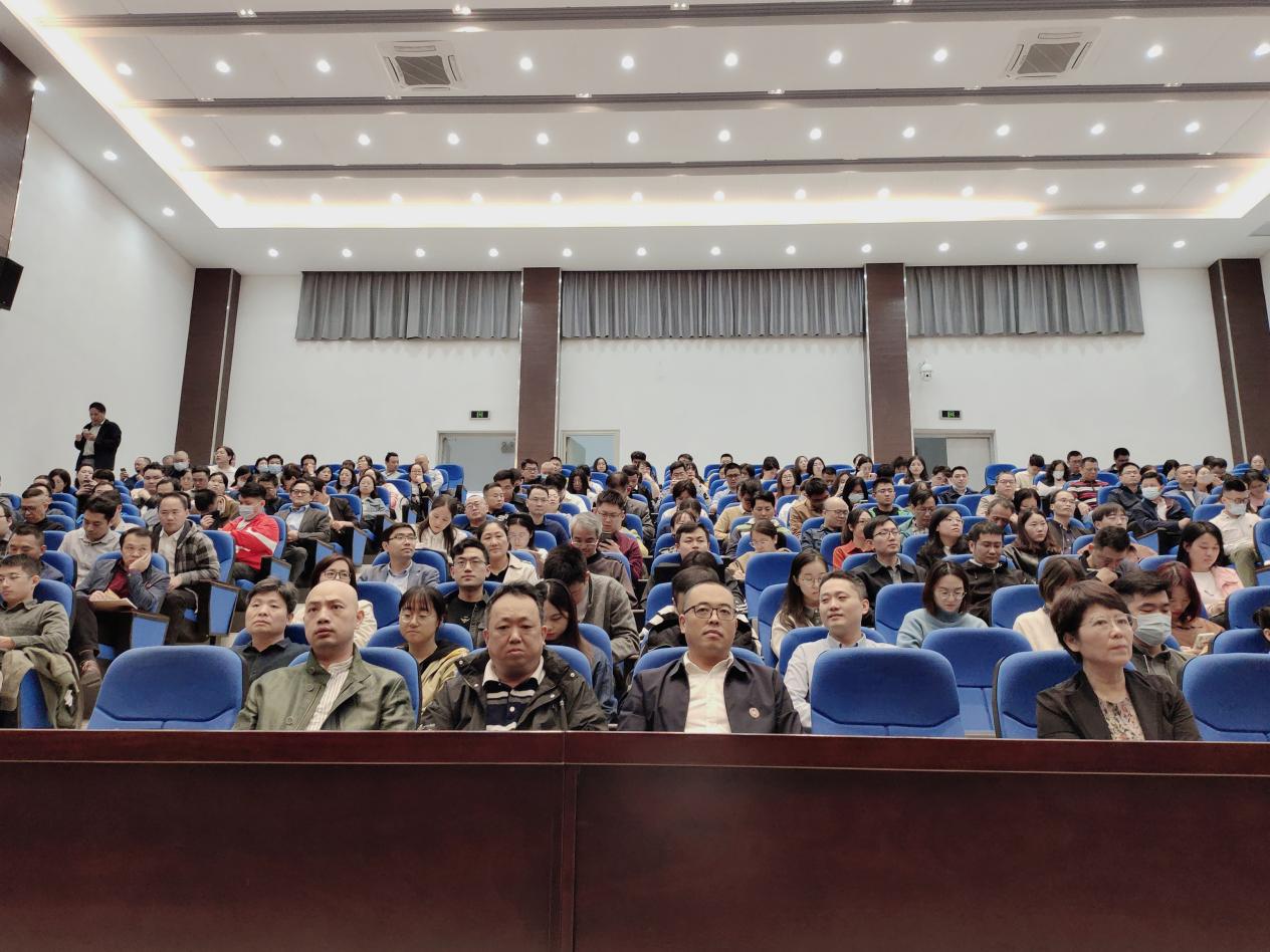 福州理工学院召开课堂教学改革和教学能力创新专题讲座