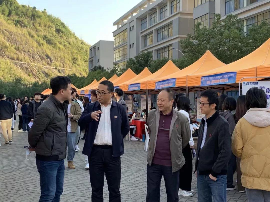 福州理工学院举办2021年秋季面向厦门用人单位专场招聘会