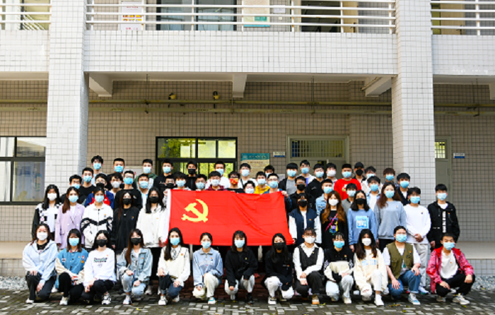 【中国教育在线】福州理工学院抗疫日记 | 党员先锋在行动 战“疫”一线勇担当