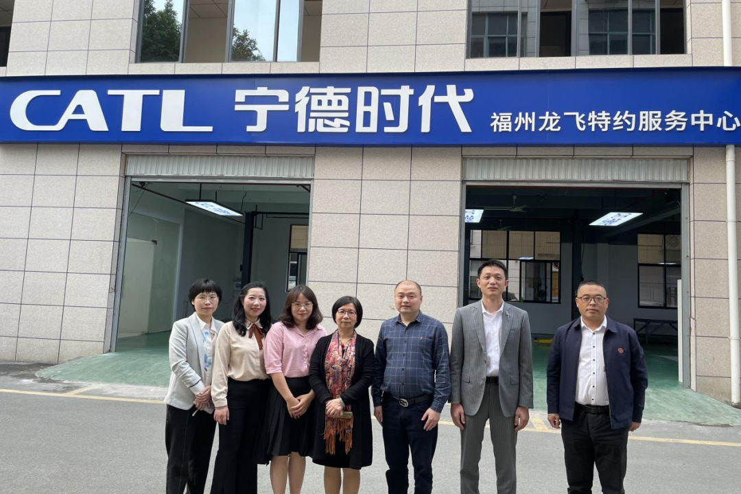 以生为本！福州理工学院校长吴贵明“访企拓岗”促就业