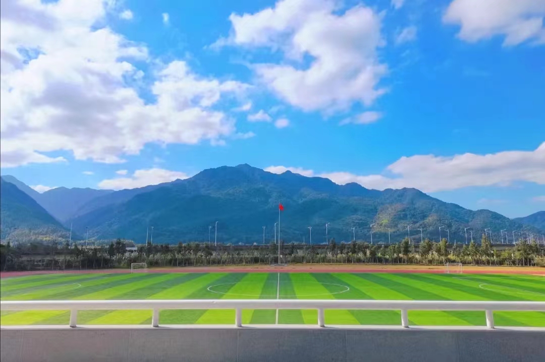 【博学讲坛】大学生创业就业税收优惠政策，请查收！