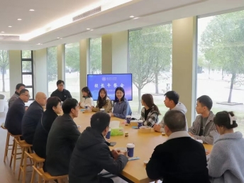 福州理工学院举办新学期“校长午餐会”