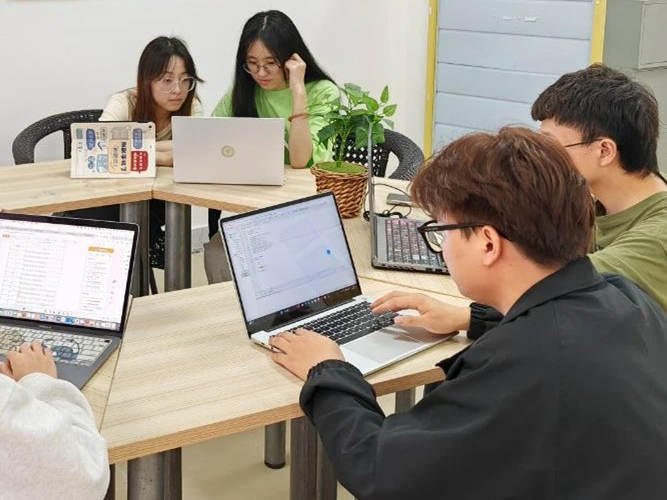 福州理工学院在亚太数学建模竞赛中斩获一等奖